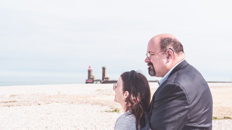 Pourquoi choisir Fécamp pour une séance photo avant le mariage ? 1 seance couple 04